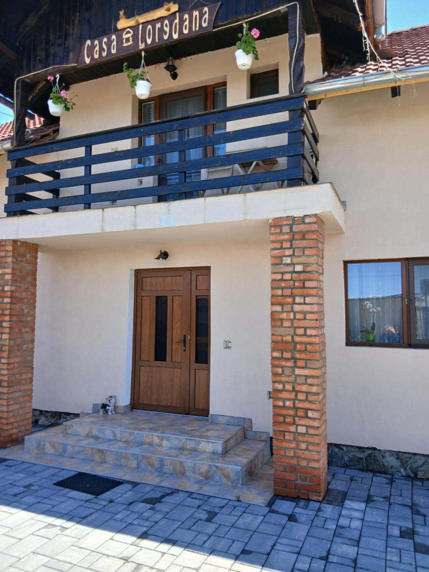 Casa Loredana Cîrţişoara Extérieur photo
