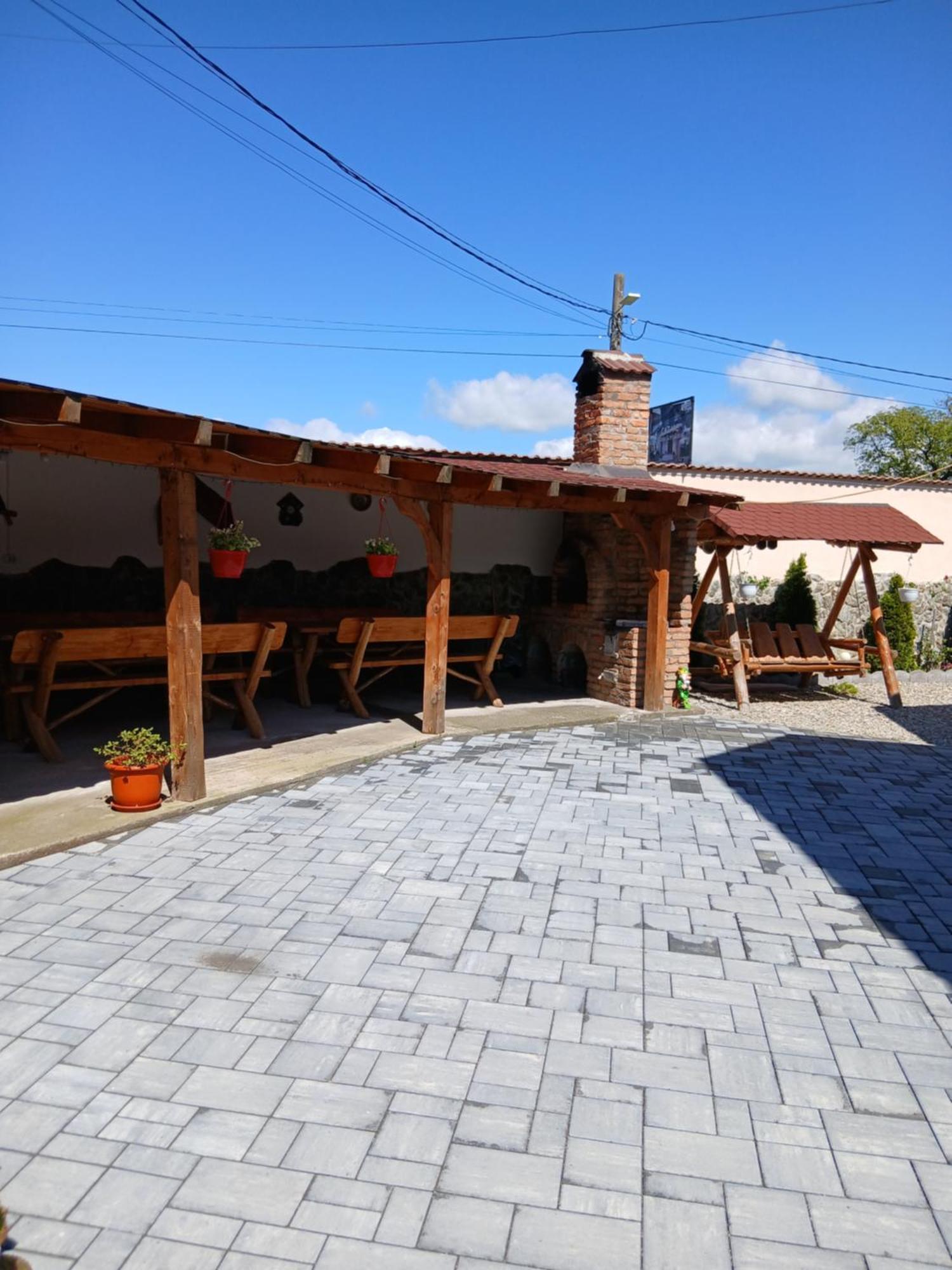 Casa Loredana Cîrţişoara Extérieur photo